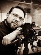 Photographer LUIS from United States