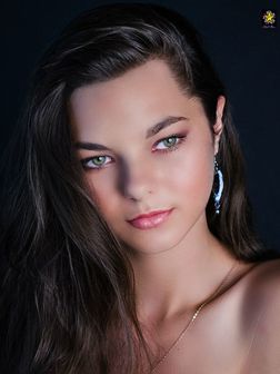 Karina Melnik - a model from Ukraine | Model Management