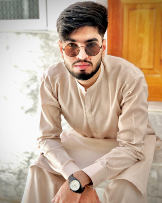 New face maschile modello Shoaib from Pakistan
