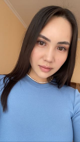 New face femme Mannequin Gulzat from Kazakhstan