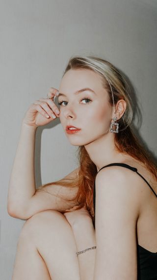 New Face weiblich Model Eliza from Lettland