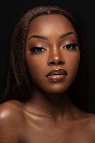 New face femme Mannequin Ebony from Canada