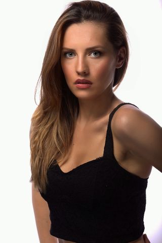 New face female model Laura from United Kingdom