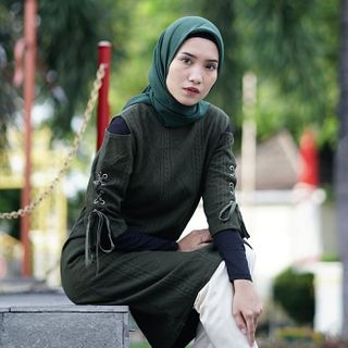 New face femminile modello Sry from Indonesia