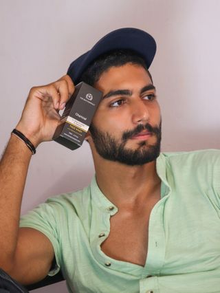 New face maschile modello Parth from India