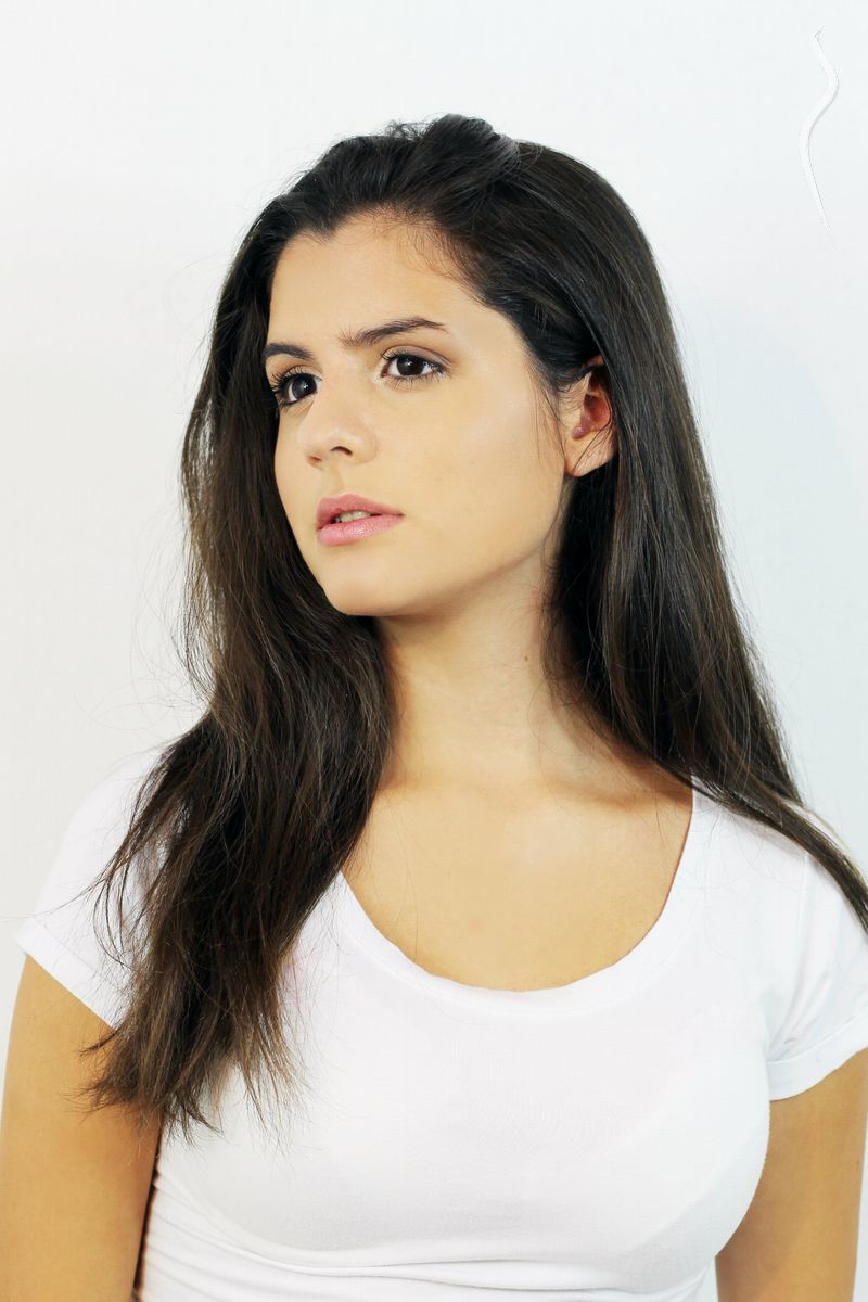 Lucia Tovar A Model From Argentina Model Management 