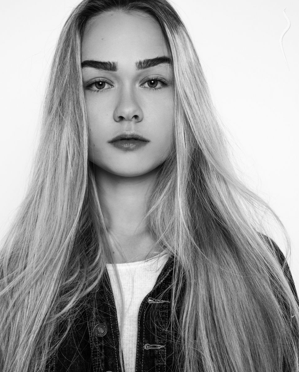 Mckenna Bates - a model from United States | Model Management