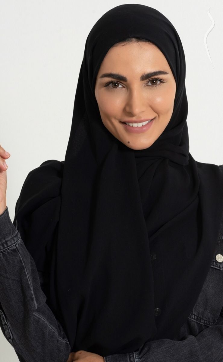 Samaneh Zakeri - a model from United Arab Emirates | Model Management