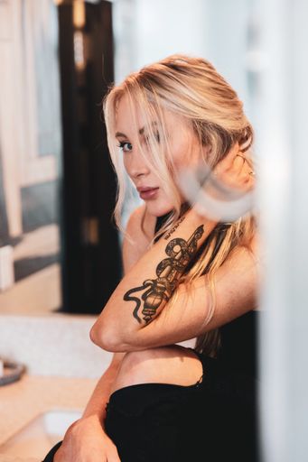65+] Top Full Body Tattoos for Girls [Designs] 2020 - Tattoos for Girls |  Woman body tattoo, Full body tattoo, Body tattoo for girl