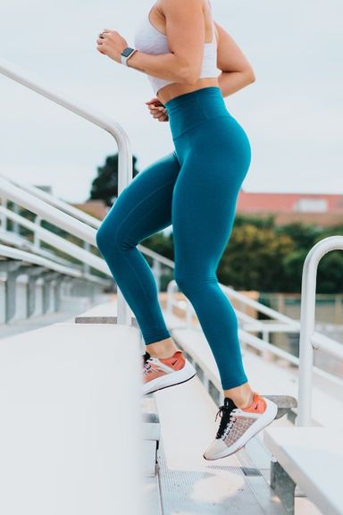 Workout App Series is seeking a female fitness model worldwide! (PAID)