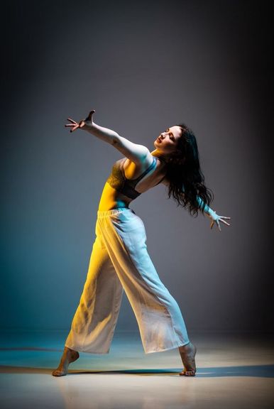 Dancers in London: fun shoot with a professional dance photographer!