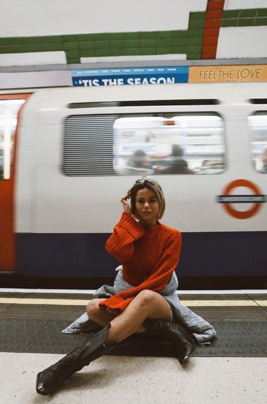 Models Needed for a Tube-Themed Photoshoot in London