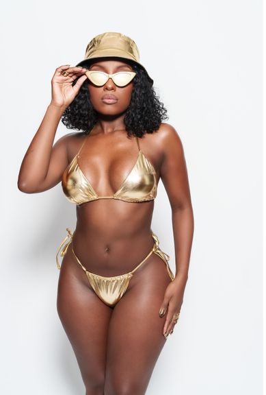 URGENT CASTING Brown Skin Female for Luxury Swim Shoot