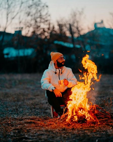 Fresh Faces: Backyard Firepit Photoshoot in Basel (PAID)