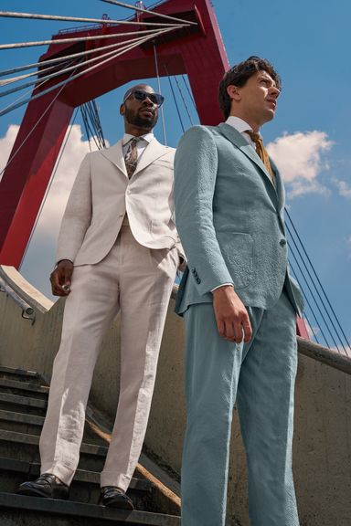 Models (men) needed for a suit brand.