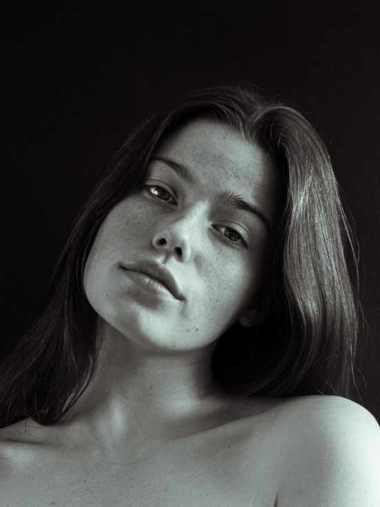 New face female model Lucie from France