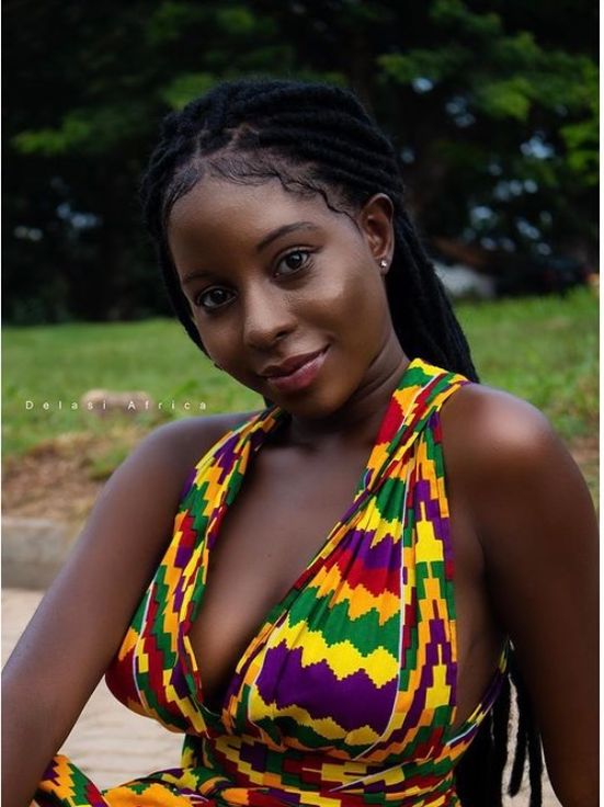 Профессиональная модель Девушка модель Charlene from Гана