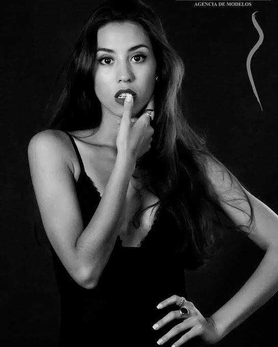 Valentina González a model from Argentina Model Management