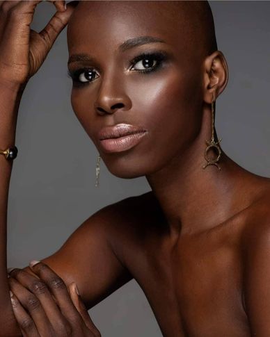  Mujer modelo Amito from Uganda